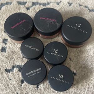 Assorted Bare Minerals makeup.  3 FS 4 minis
